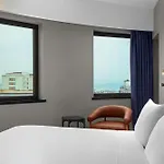 Отель Four Points By Sheraton Pendik