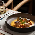 Отель Four Points By Sheraton Pendik