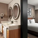 酒店 Four Points By Sheraton Pendik 4*