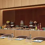 酒店 Four Points By Sheraton Pendik 4*