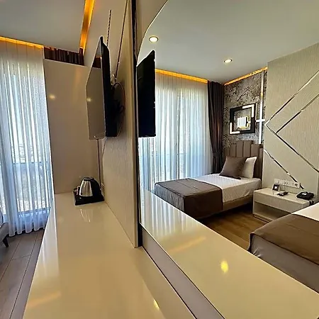 Szálloda Four Points By Sheraton Pendik 4*